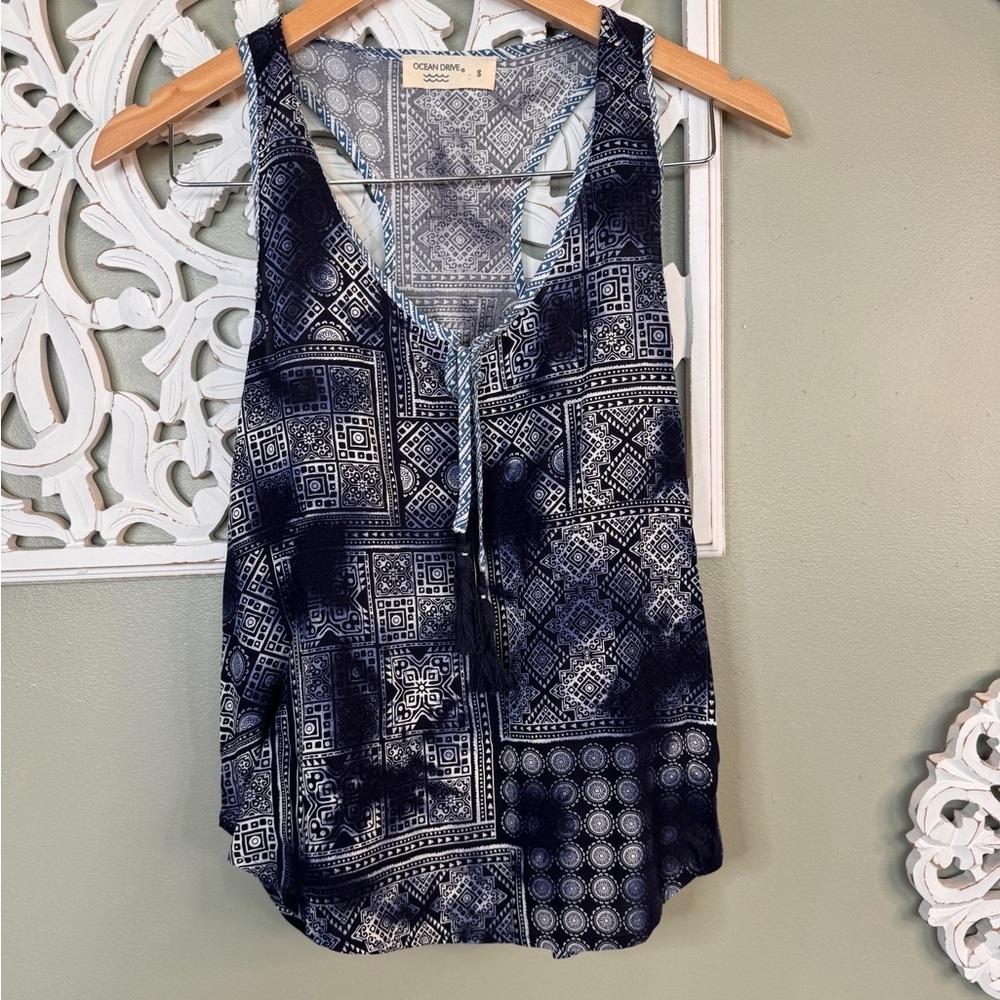 Ocean Drive Navy and White Printed Tie-Front Tank